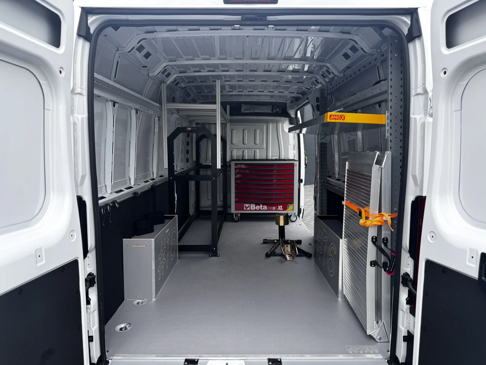 Citroen Jumper L3H2 built specifically for the motorcycle industry!