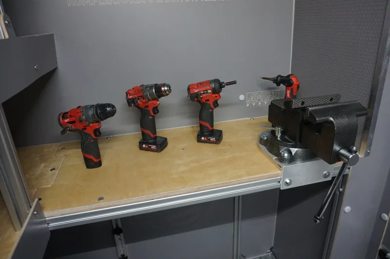 Workshop van fit-out with full equipment