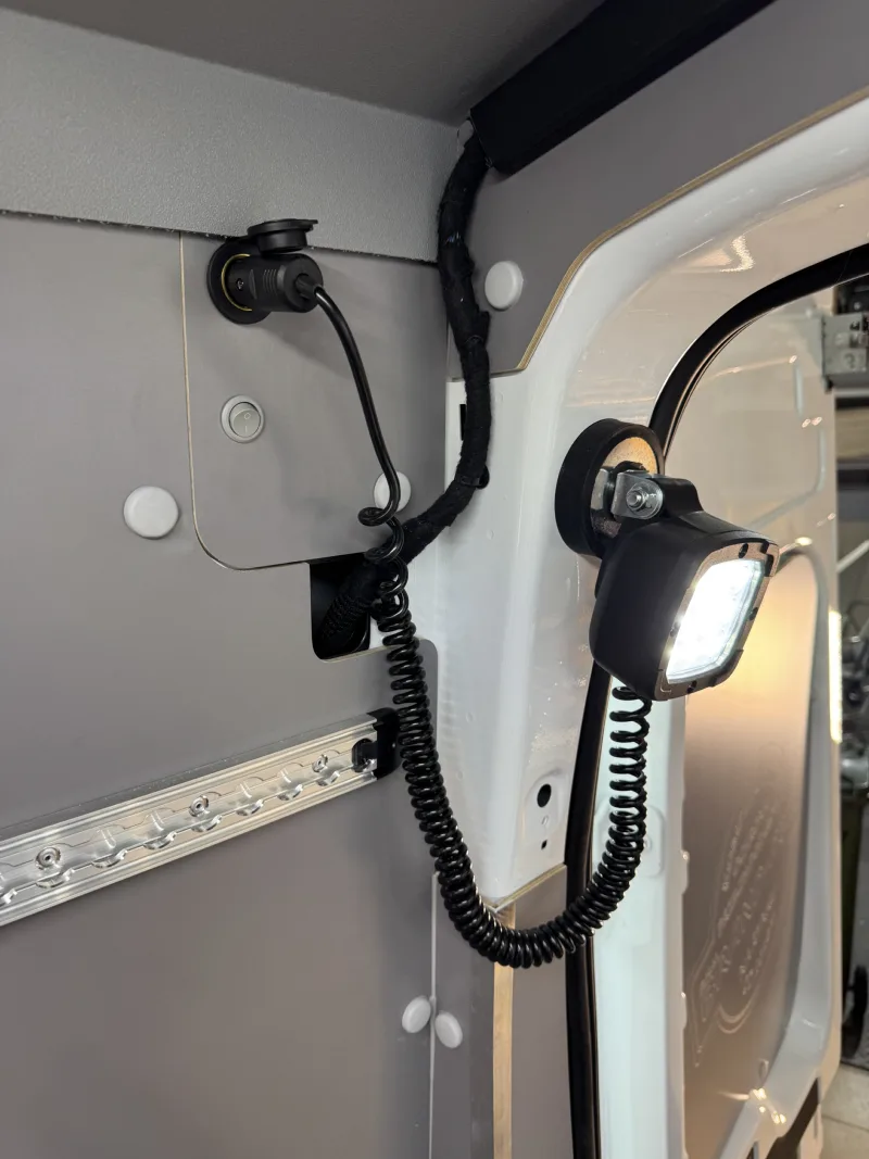 Airline rail system and electrical installation