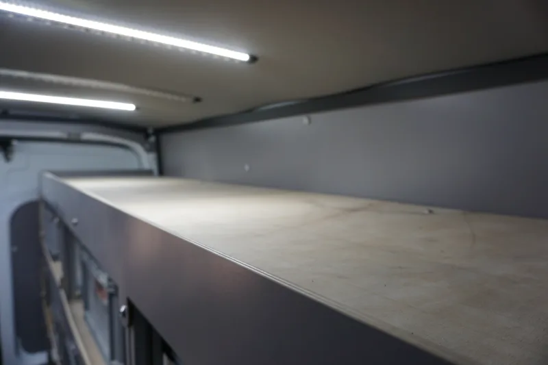Airline rail system and electrical installation