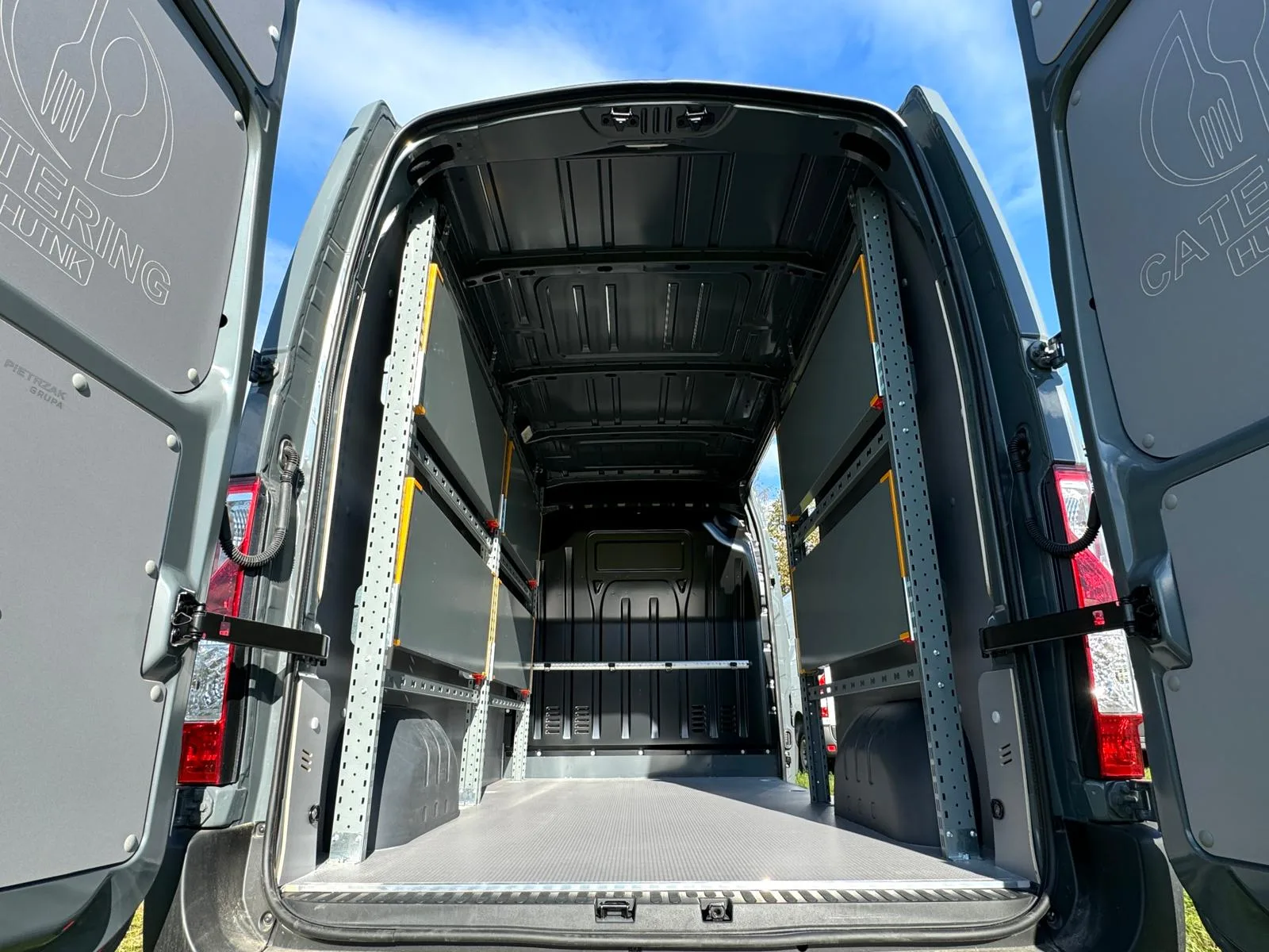 Functionality and Hygiene in Catering with the Renault Master