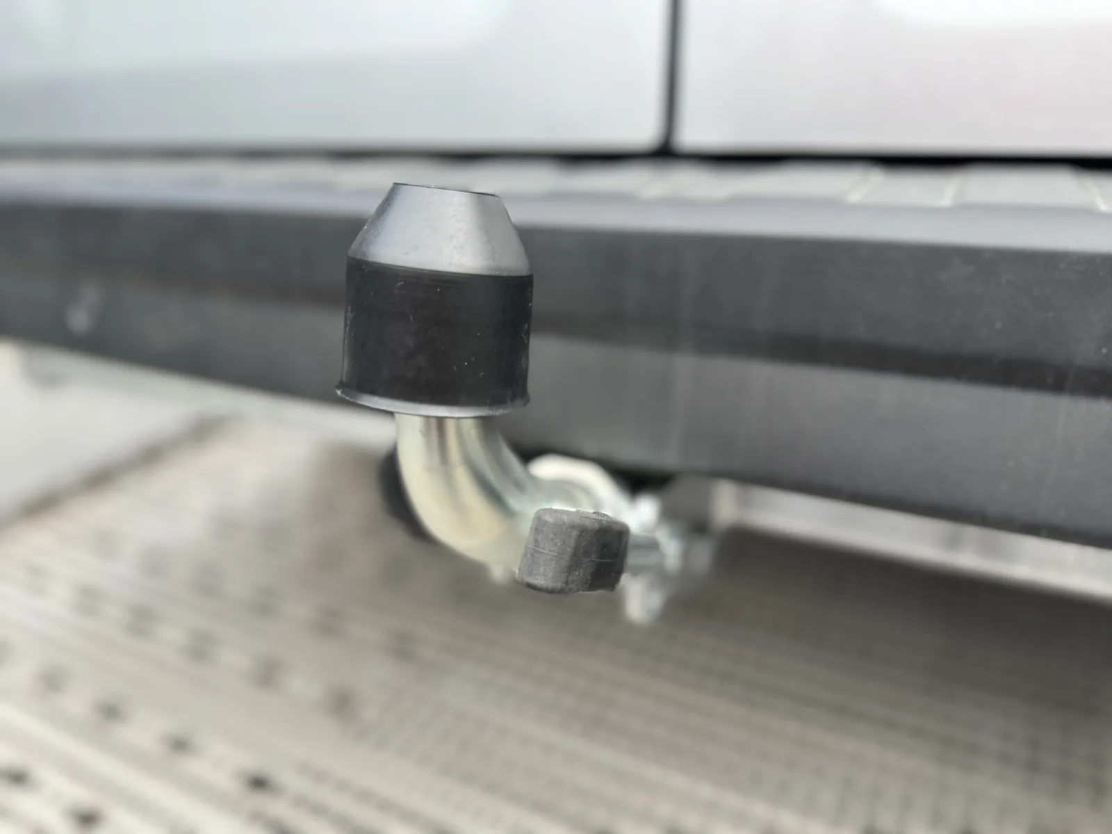 Towbar with 13-pin wiring harness - Galia