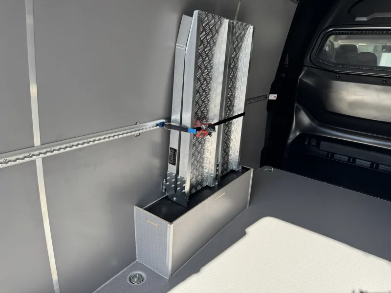 Kolejna realizacja dla INMAGO - Zabudowa Iveco Daily Brygadowy L4H2