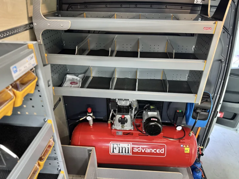 StoreVan shelving units