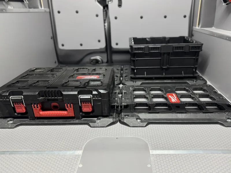 Service access and driving recorder