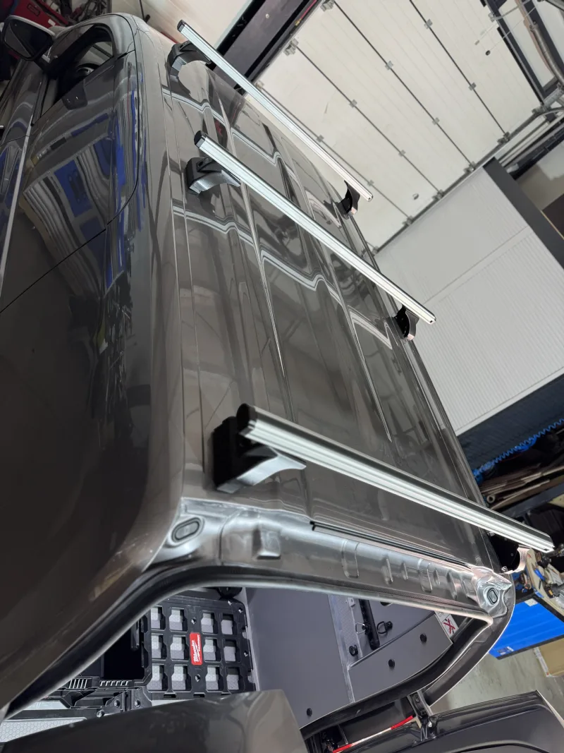 CRUZ roof bars - additional transport space