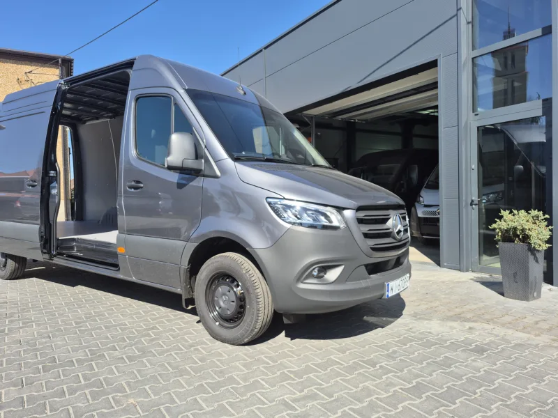 Professional van fit-out for JUWAY