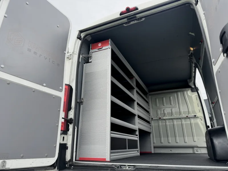 GEMA, Airline and plywood on the doors