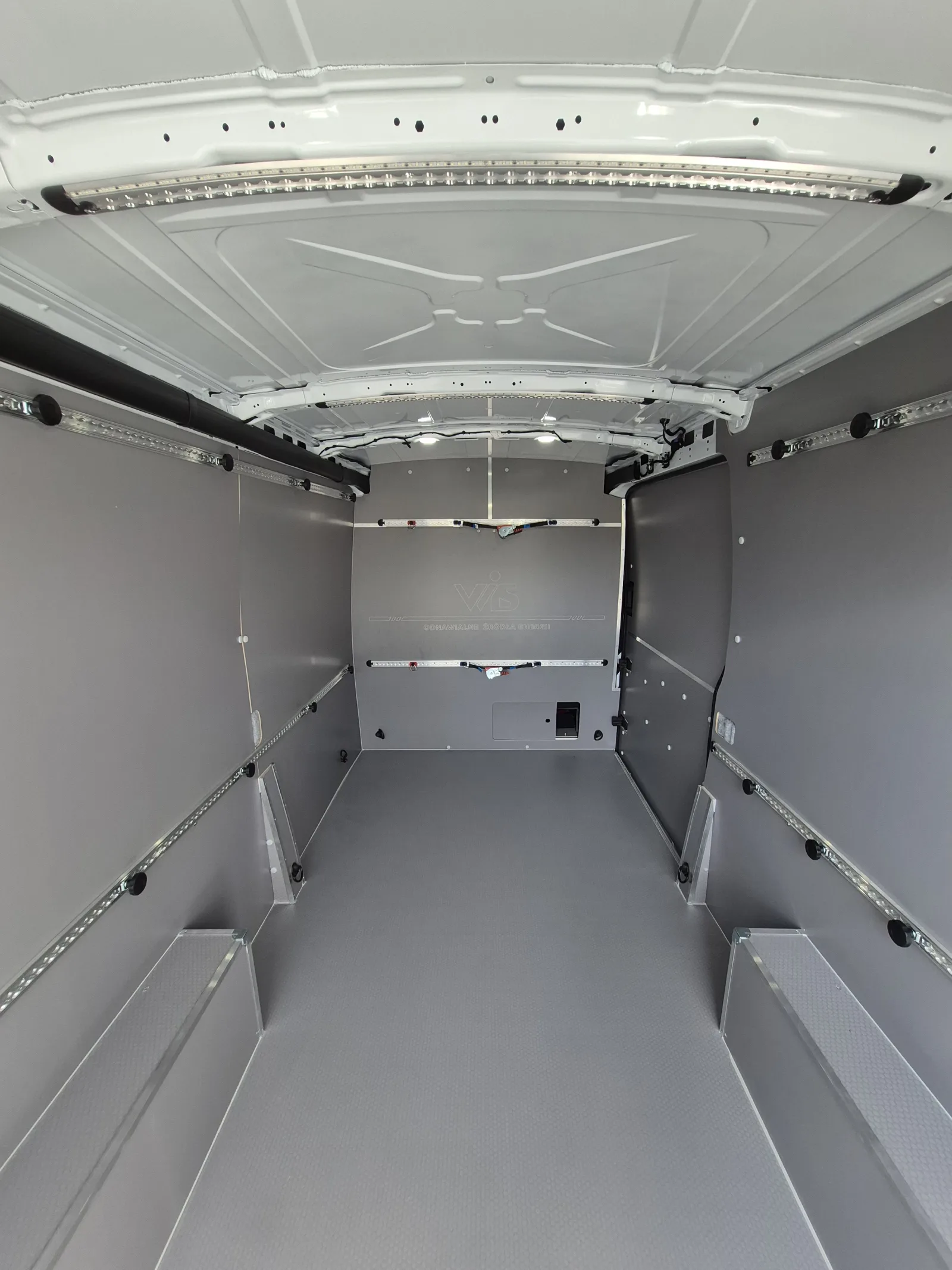 Professional Ford Transit L3H2 fit-out for installation companies