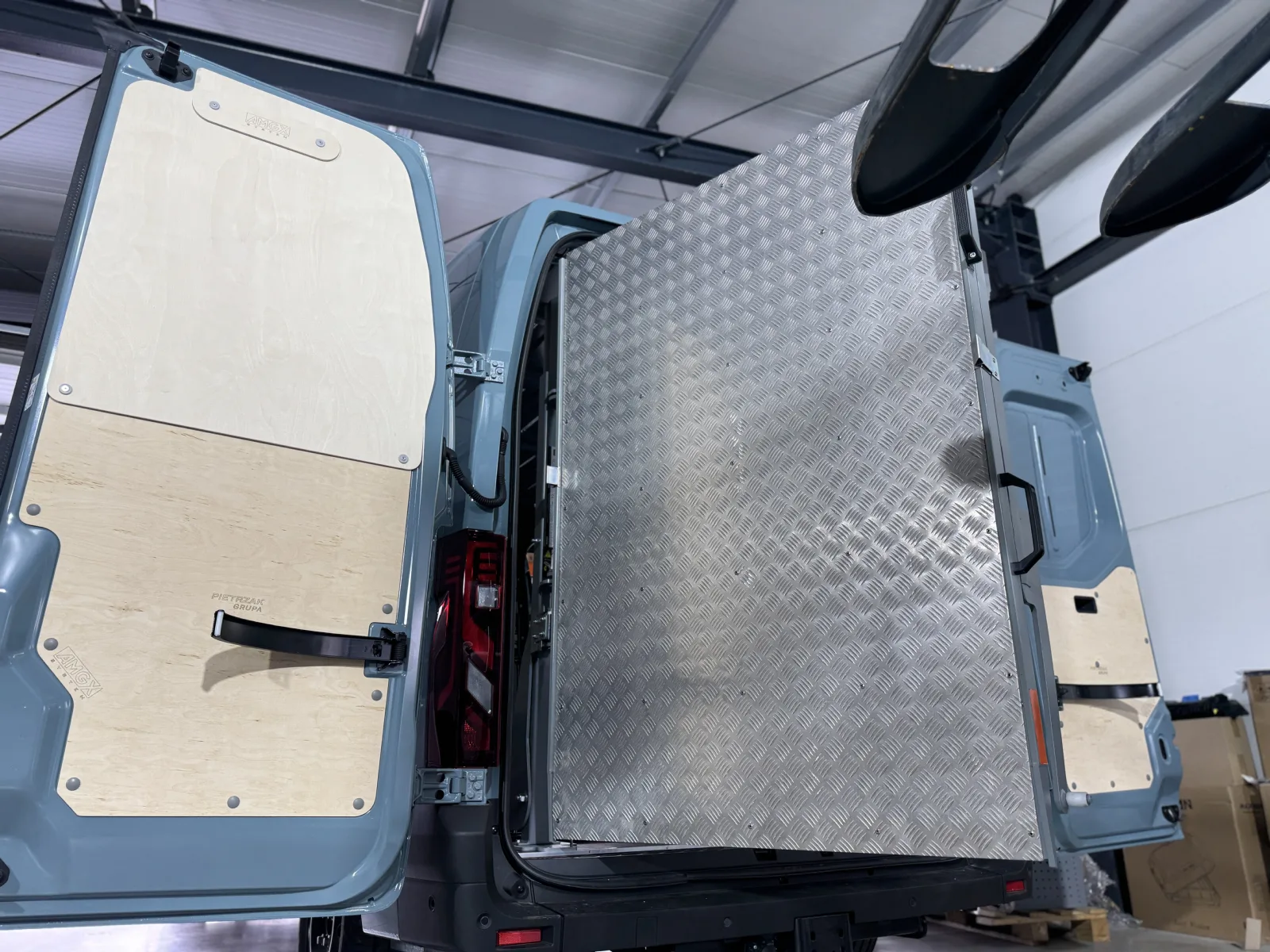 Store Van loading ramps