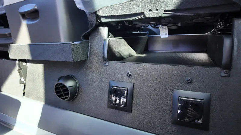 Electrical installation and inverter mounting