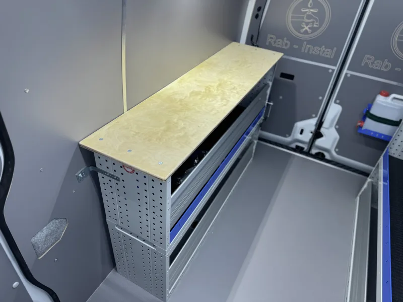Tecnolam shelving unit and workbench