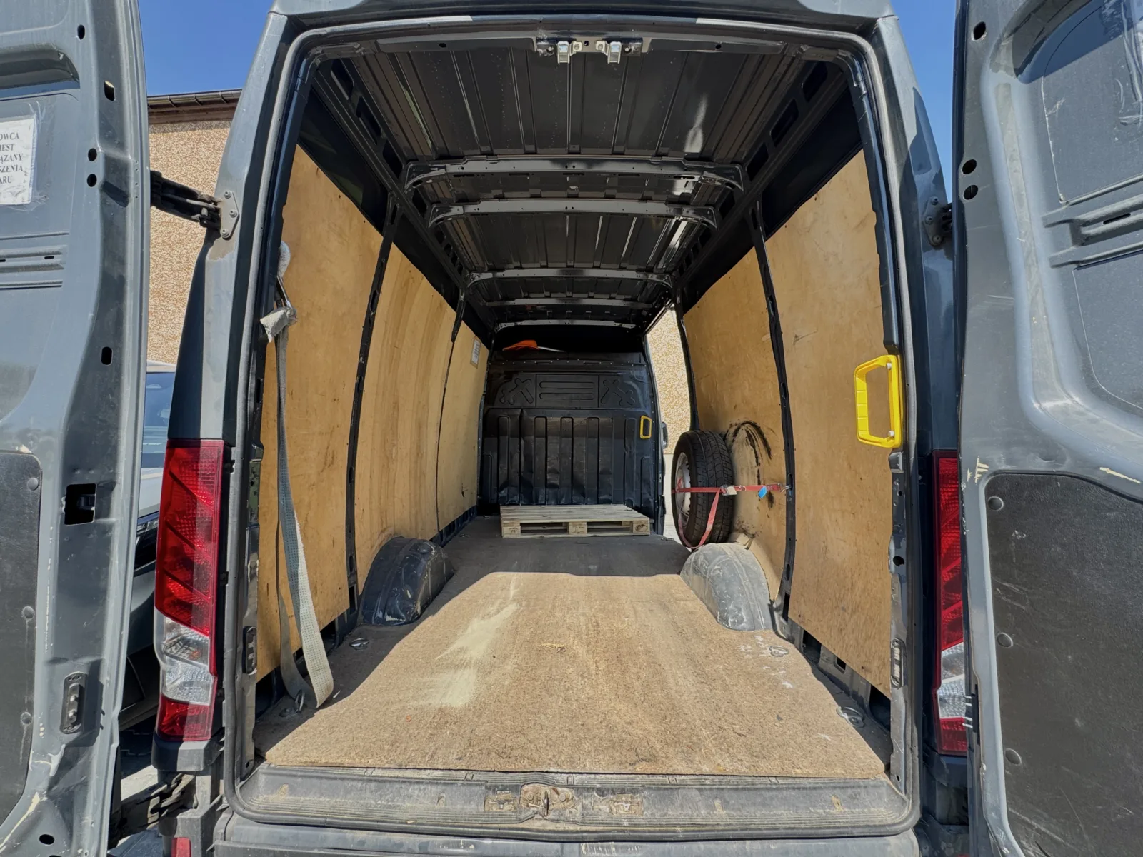 Iveco Daily L3H2 Refurbishment for Almar - New Floor and StoreVan Loading Ramp