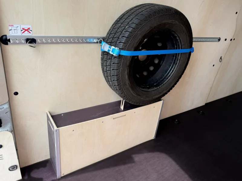 Wheel arch covers with extra space