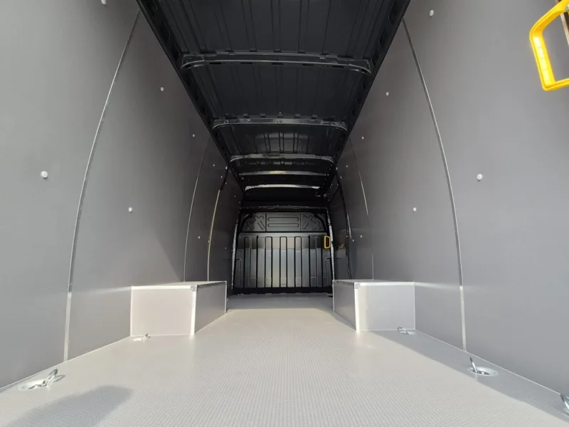 Durable HEXA floor
