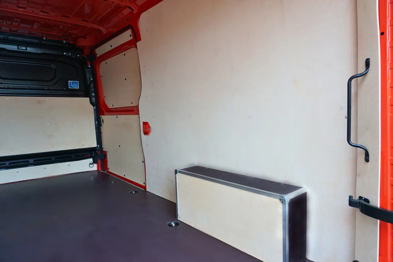 Durable fit-out for Renault Master