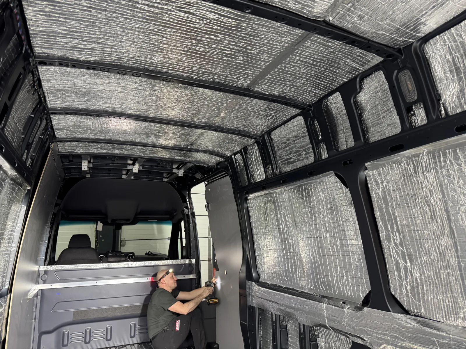 TURKUS S.C. - fit-out for fish transport in a Mercedes Sprinter L3H2