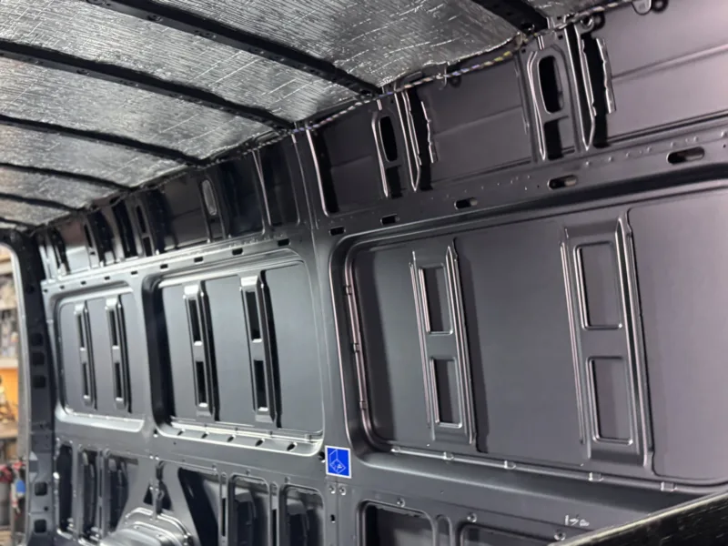 Van fit-out dedicated to the fish industry