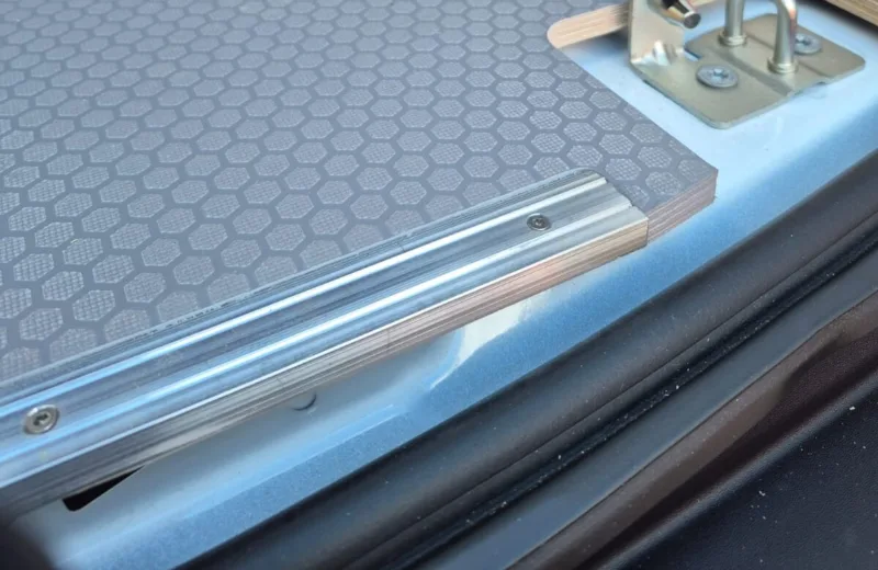 ALUMINIUM SILL STRIP