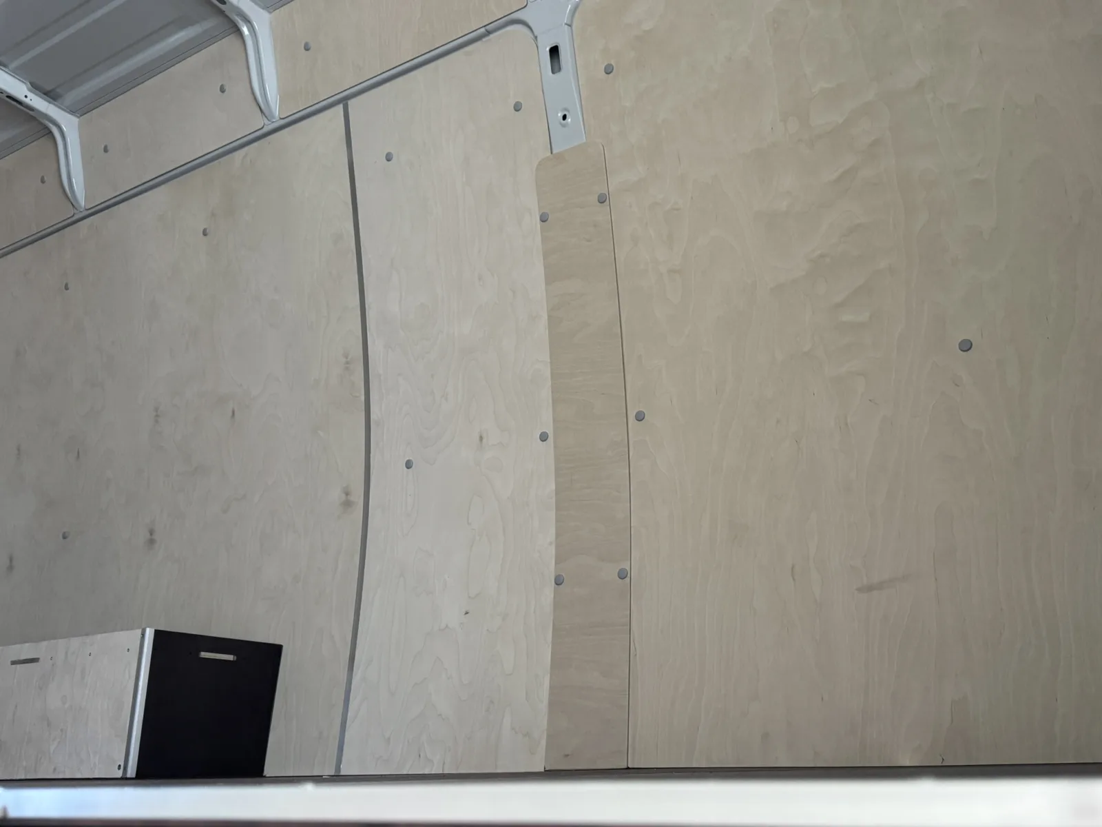 Van fit-out for Iveco Daily L4H3 with dual rear wheels and no floor anchor points