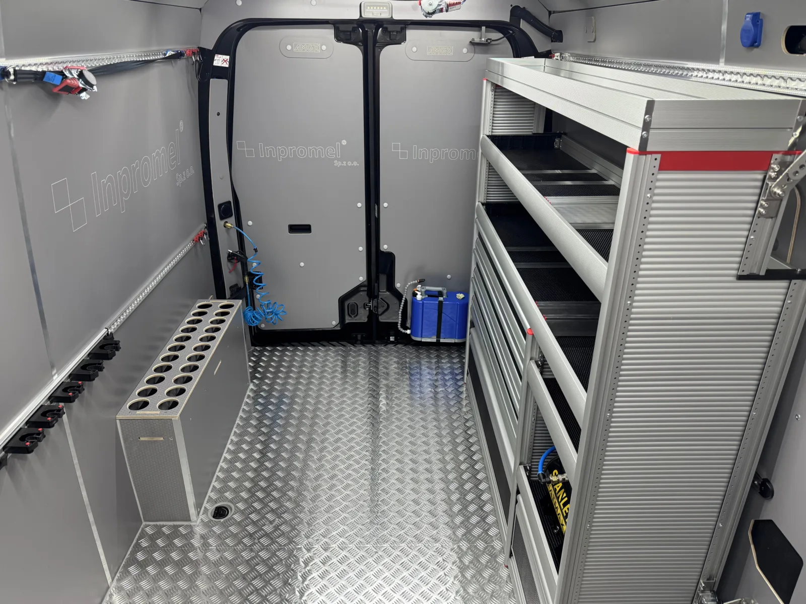 Van fit-out for Renault Master L3H2 for Inpromel Sp. z o.o.