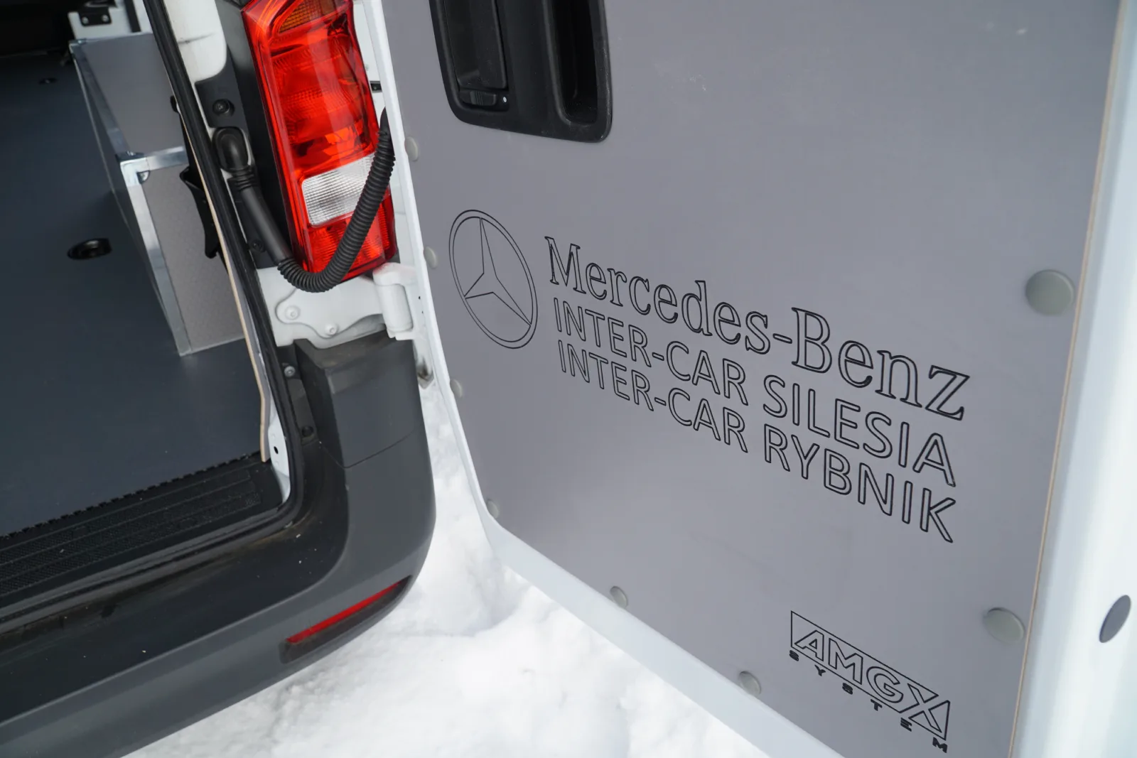 Van fit-out for the Mercedes Vito