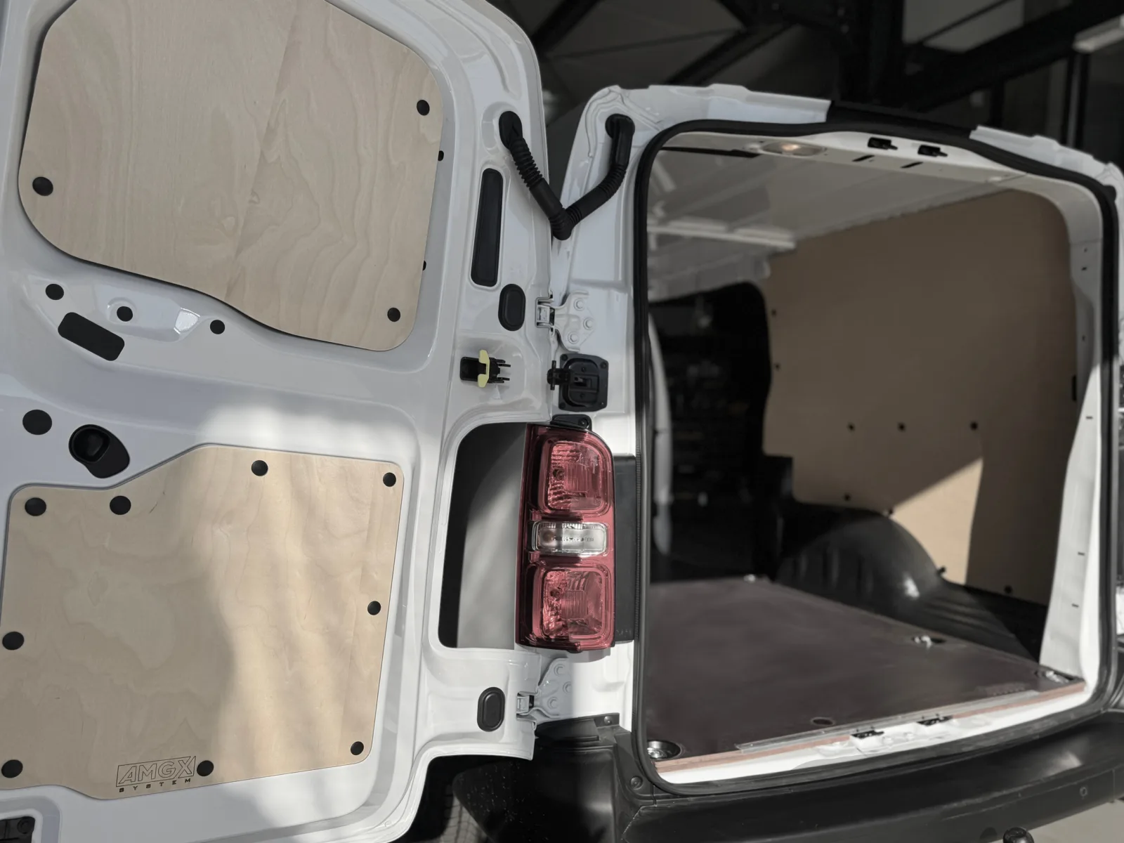 Fiat Scudo L2H1 van fit-out in the standard option