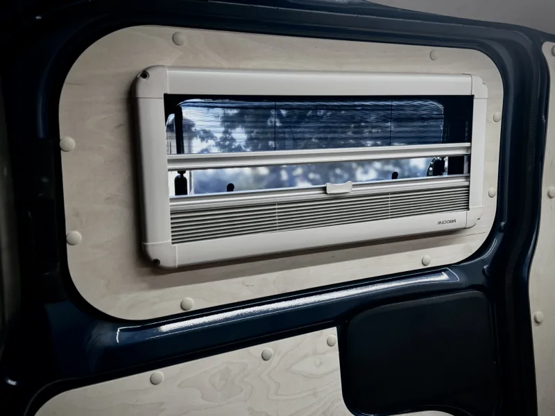 MADOVAN ATLAS window