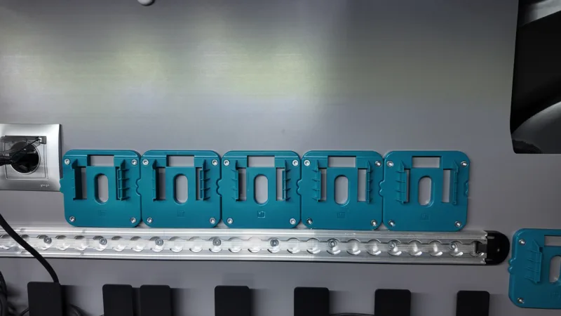 AIRLINE load securing system