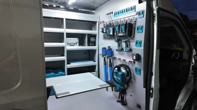 Makita tools and the MAKTRAK system