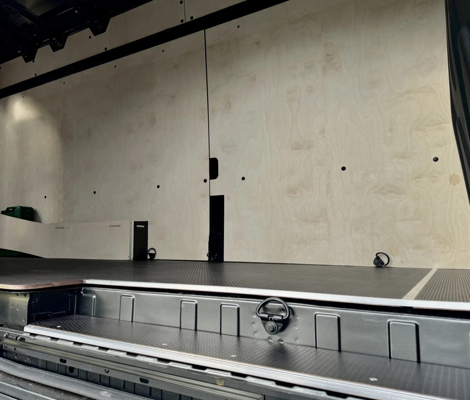 Ford Transit L4H3 Van Fit-Out: Durability and Functionality for the Transport Industry
