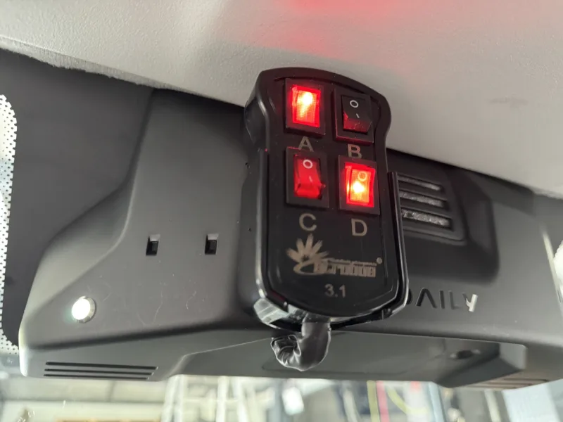 Warning light bar