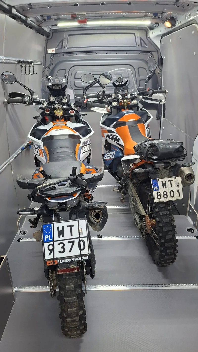 Airline system - secure fastening of motorcycles and cargo