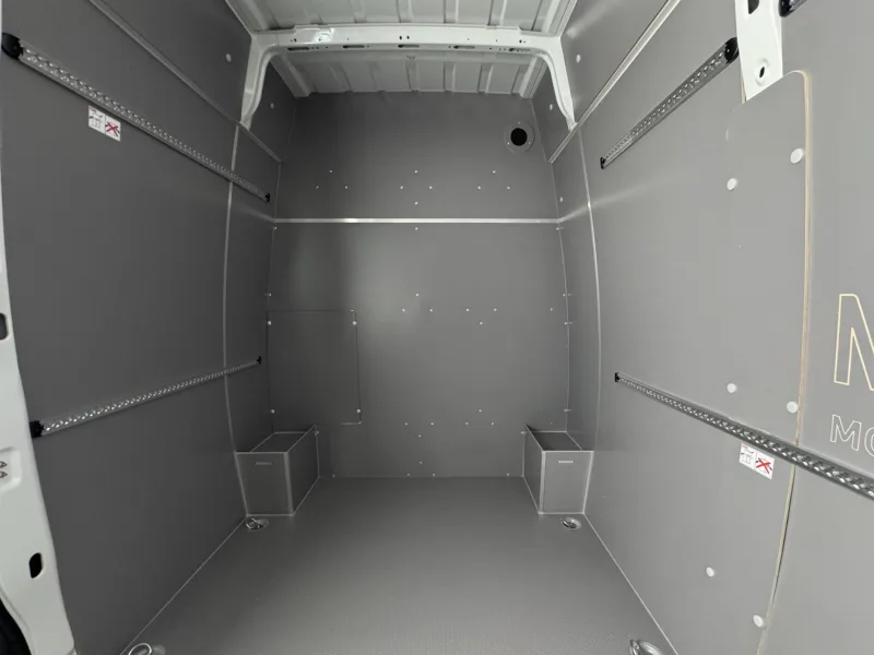 Additional bulkhead