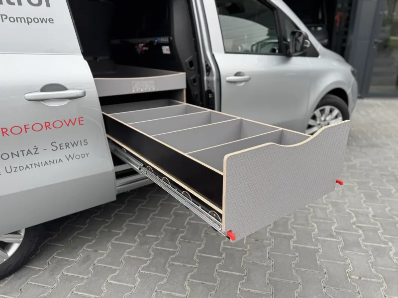 Shelving unit with a drawer - the heart of the fit-out