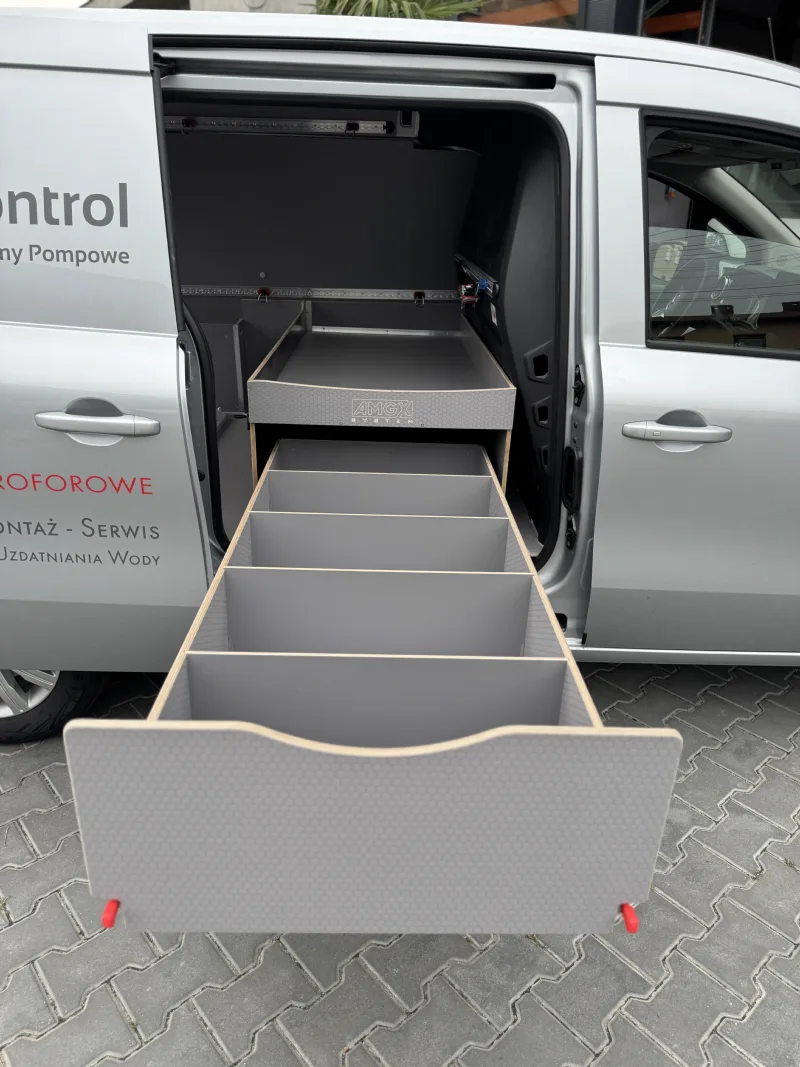 Shelving unit with a drawer - the heart of the fit-out