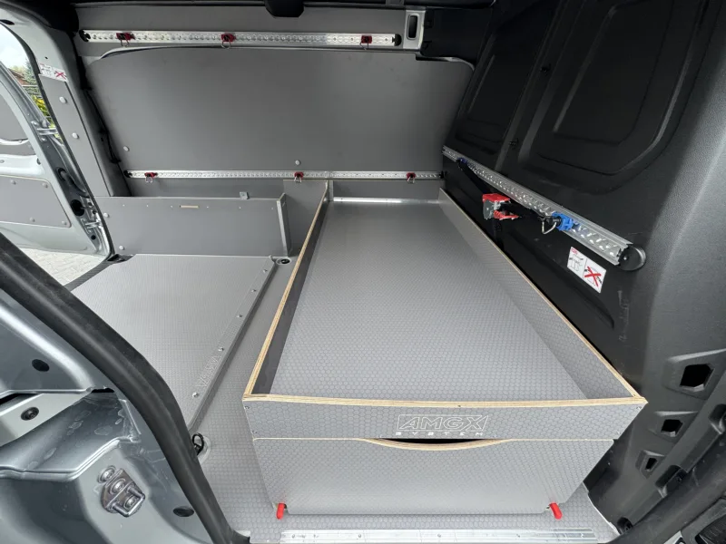 Shelving unit with a drawer - the heart of the fit-out
