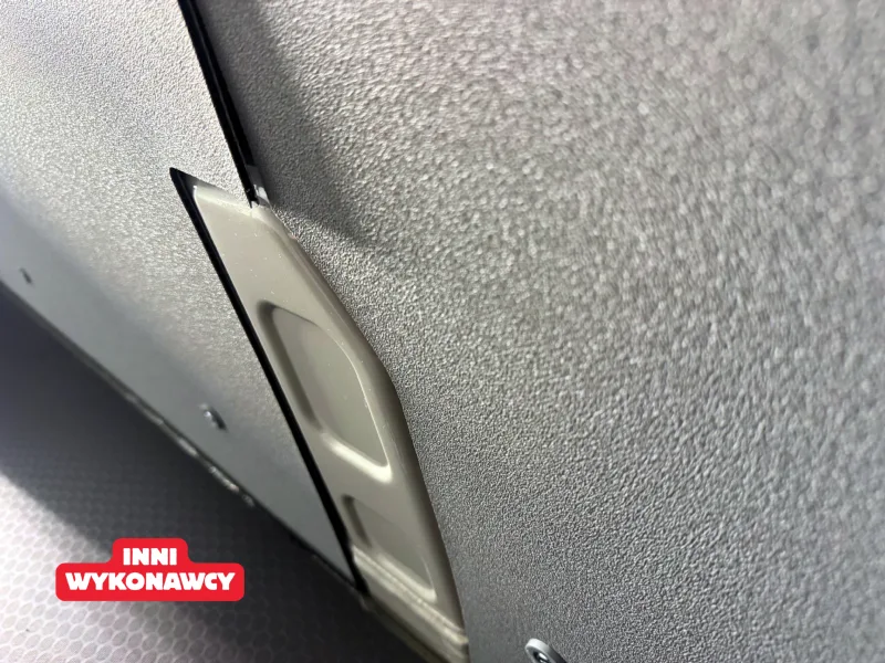 Side panels - durability and appearance
