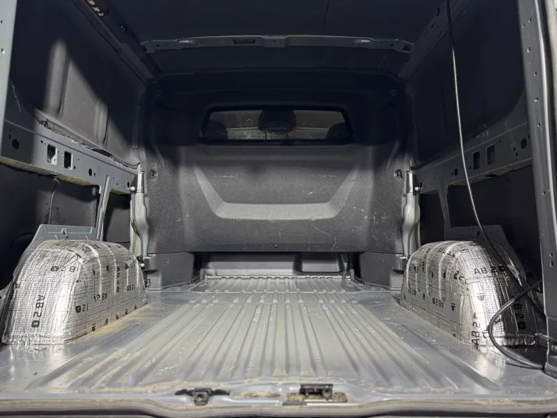 Complete cargo area fit-out