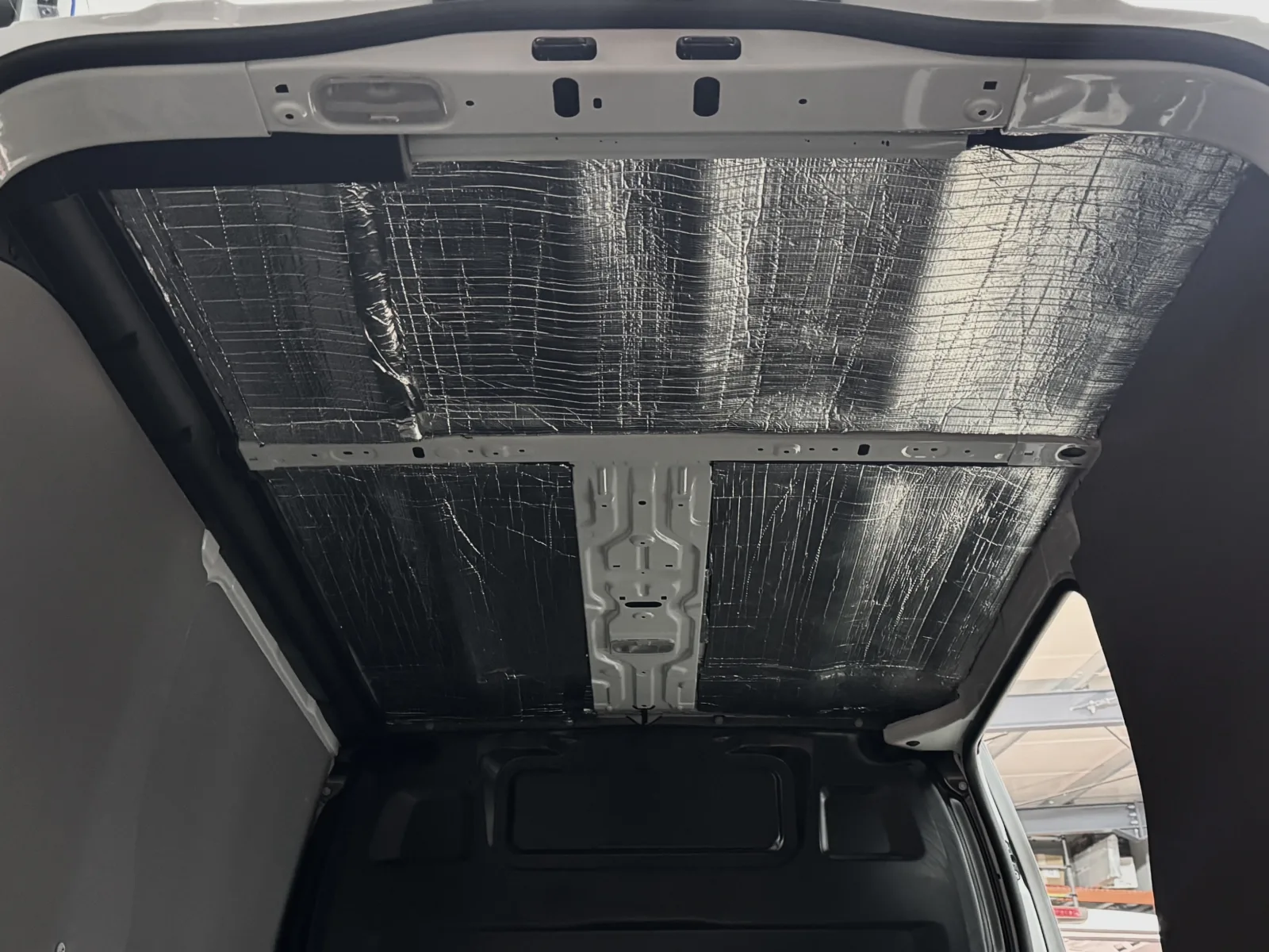 Premium and standard plywood fit-out for Opel Vivaro L1H1