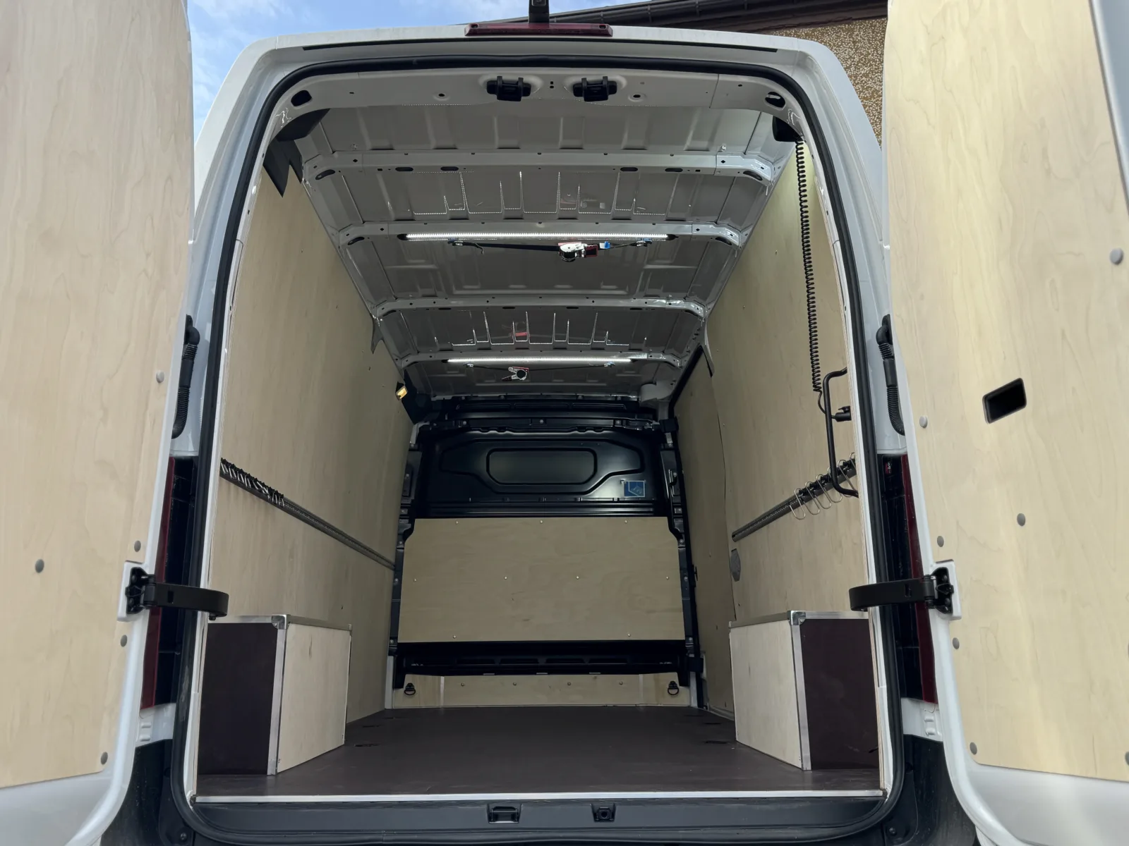 Standard Van Fit-Out in a Renault Master for a Construction Company