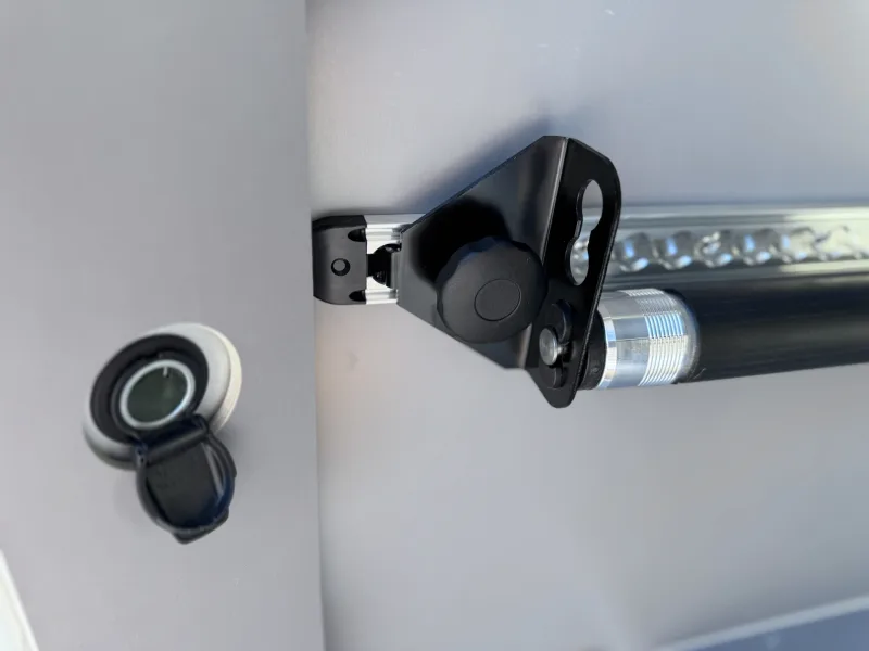 LED lighting and additional 12V socket
