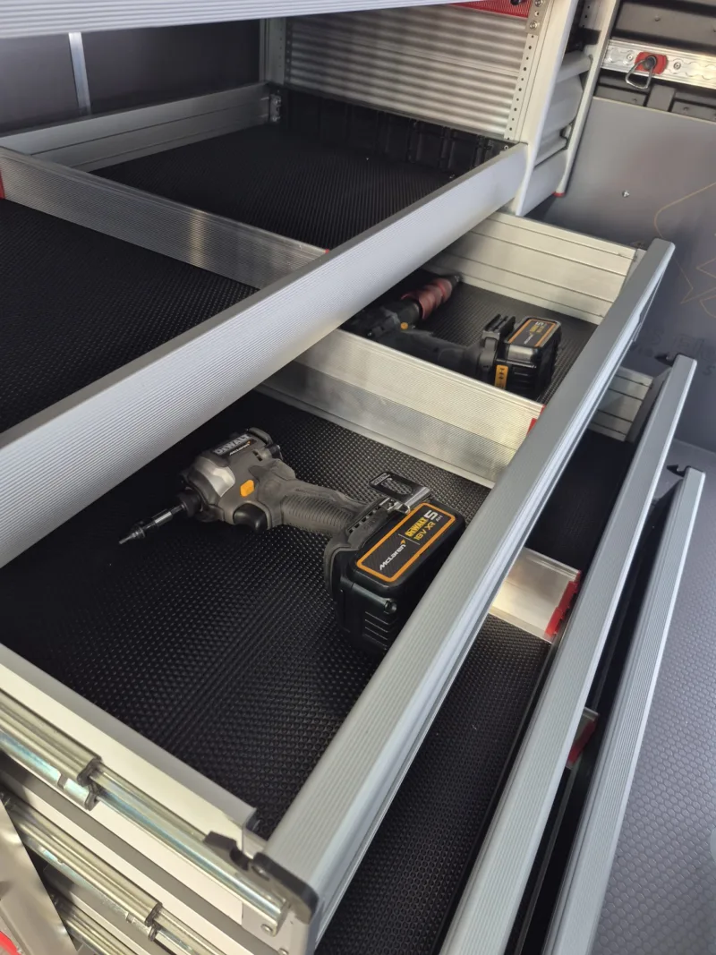 GEMA shelving unit