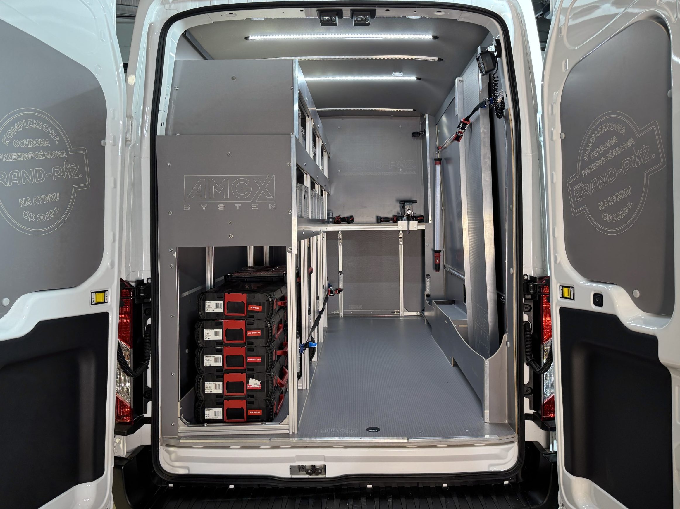 FORD TRANSIT – BRAND-POŻ.         (po)