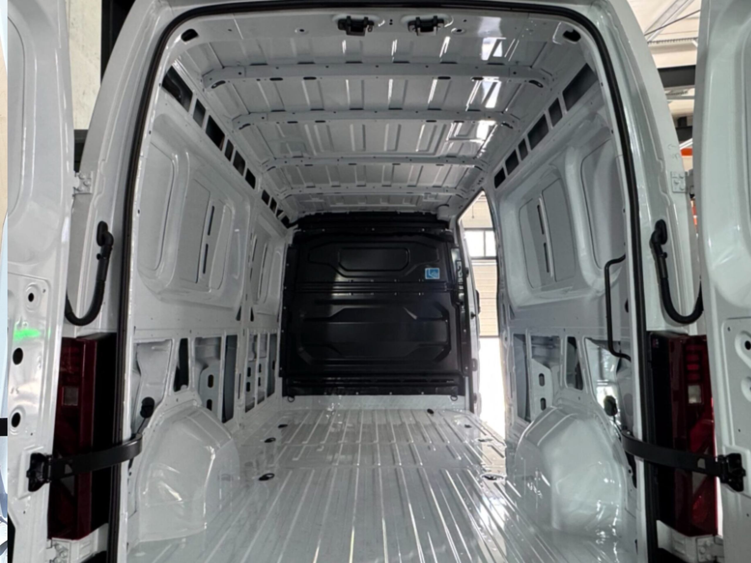 AMGX SYSTEM - RENAULT MASTER DLA TCC